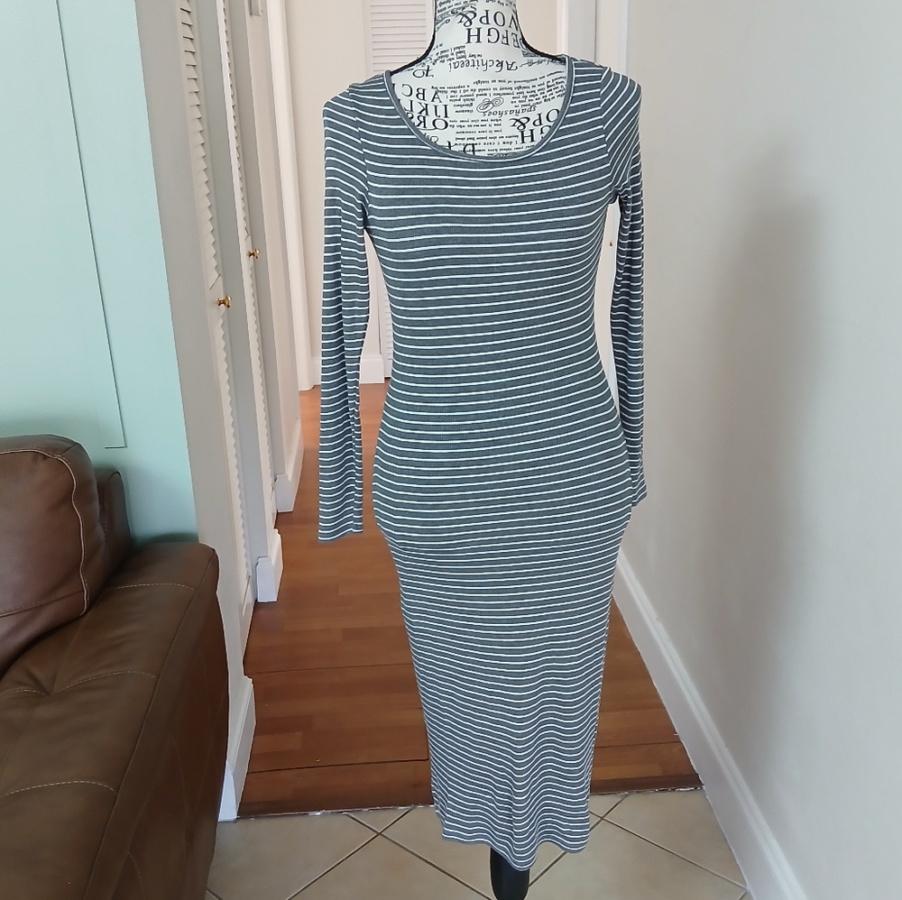 Marine Layer‎ Longsleeve Lexi Midi Dress in Grey/White Stripe